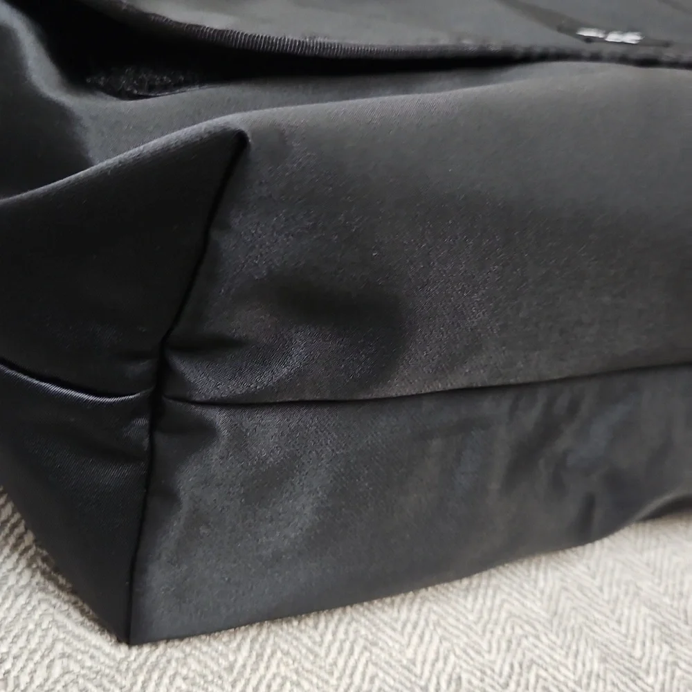 Kate Spade Classic Black Messenger Bag